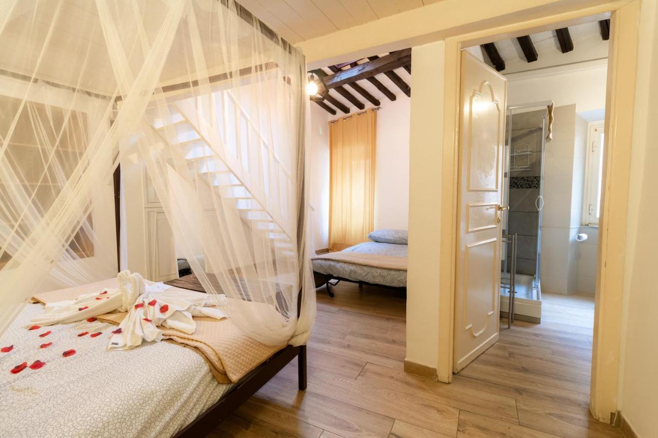 Trastevere Four Seasons Trilussa 2 Рим Екстер'єр фото