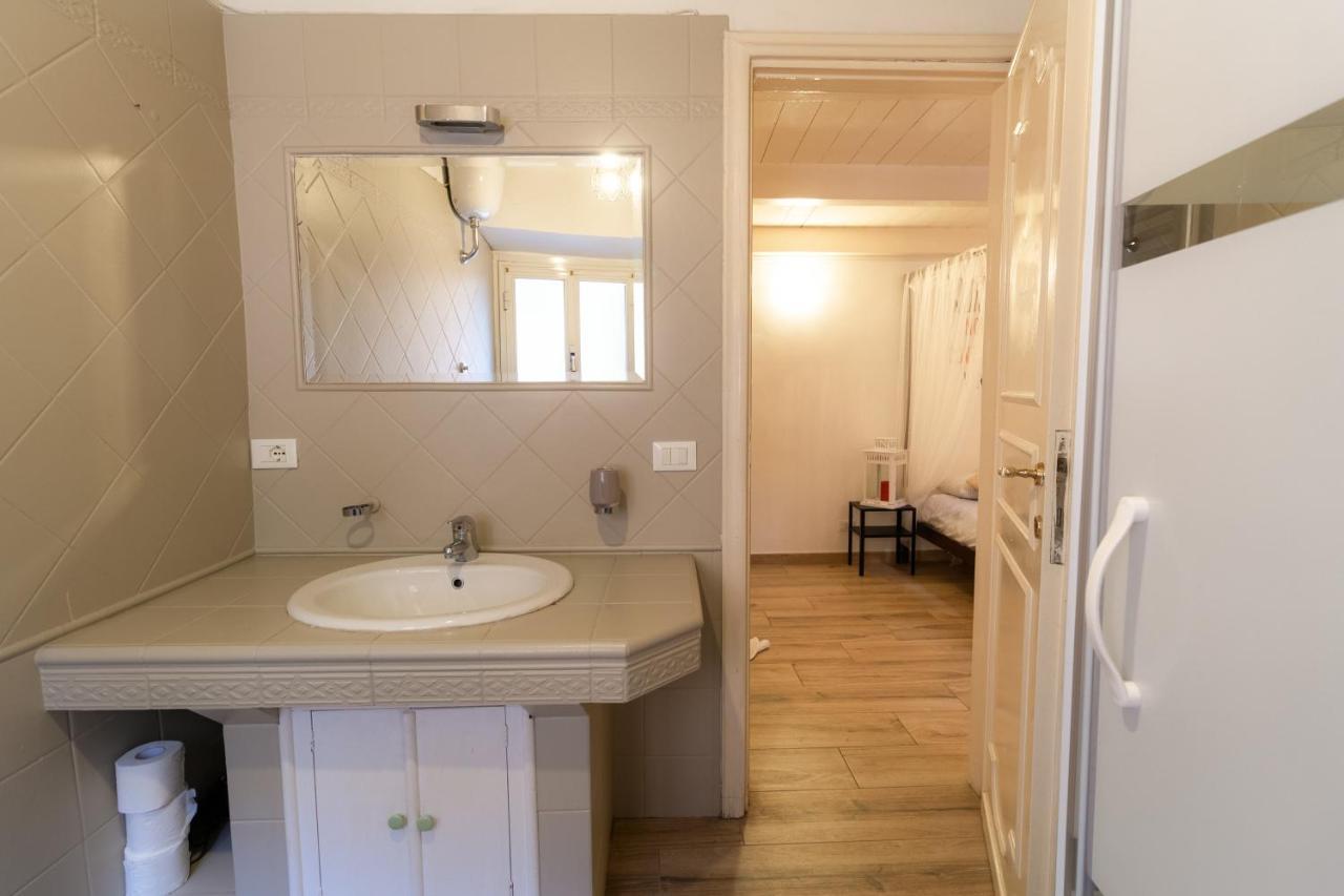 Trastevere Four Seasons Trilussa 2 Рим Екстер'єр фото
